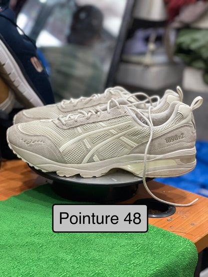 🏷️ Asics 1090 v2 Beige – Pointure 48
